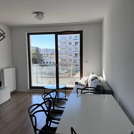 Comfort & Style 2-room And Free Parking Lägenhet *