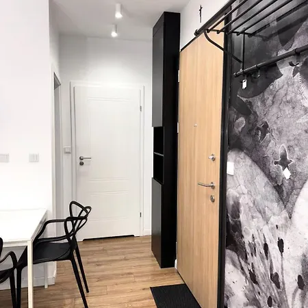 Comfort & Style 2-room And Free Parking Warszawa